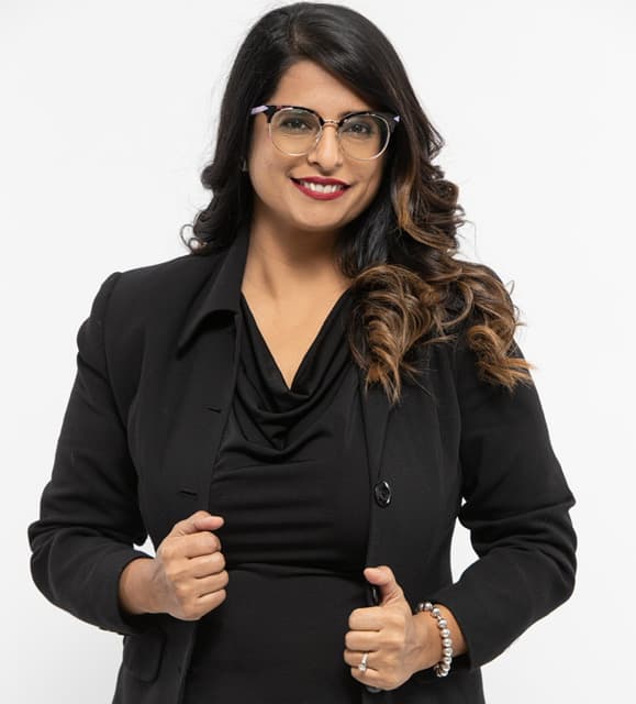 Ruby Kain with a case of frames